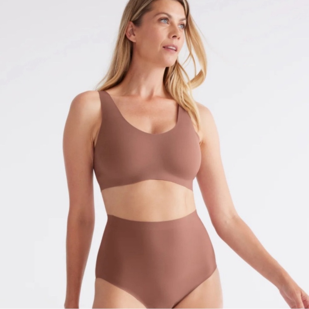 Knix LuxeLift Brown Pullover Bra Plus Size XXL Seamless Wireless Comfort